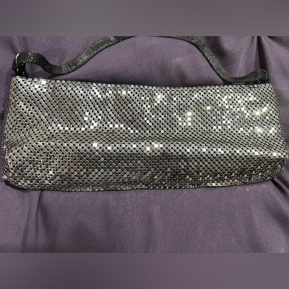 Flawless Whiting and Davis Evening Bag - Picture 3 of 5